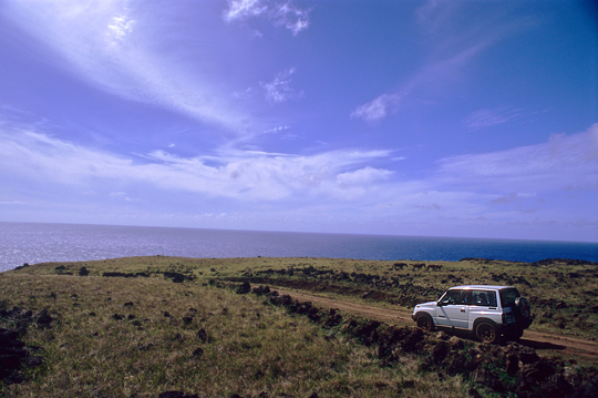 easter-island-jeep