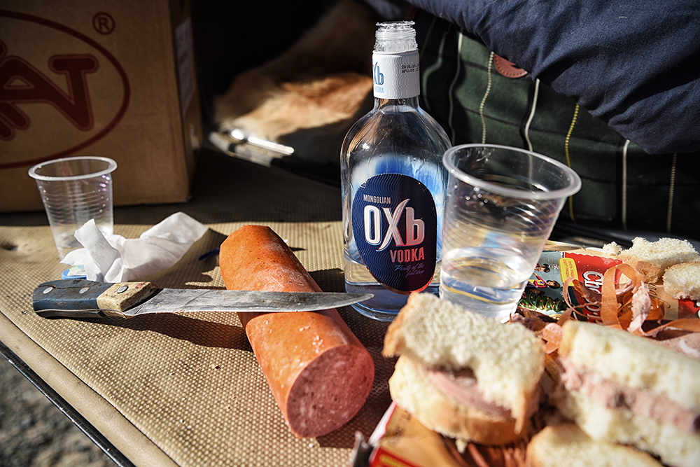 お昼ご飯にウォッカ